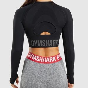 Black Gymshark flex top
